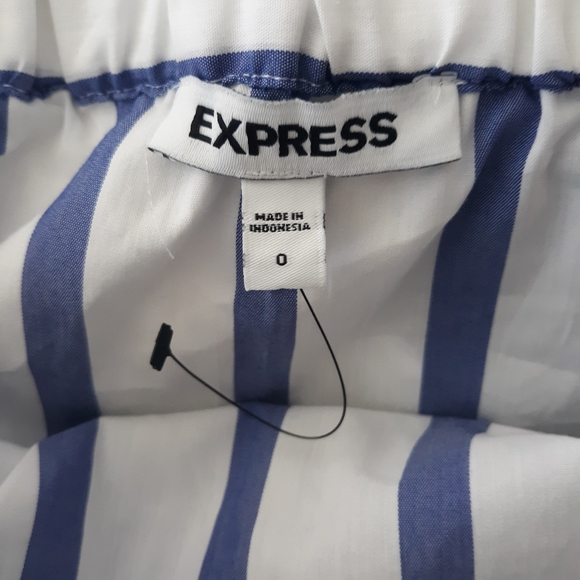 NWOT Express Off Shoulder Striped Peplum Top - Picture 11 of 13